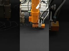 Μηχανές διανομής κοσμημάτων για ρούχα, δέρματα, παπούτσια, καπέλα, μαντήλια και άλλα υφαντικά προϊόντα